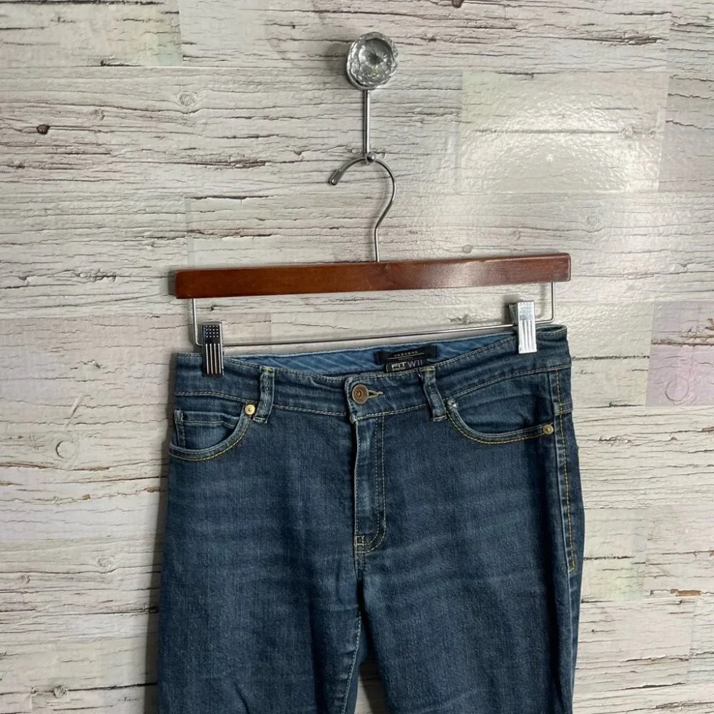 Weekend Maxmara  W11 slim fit size 2 straight leg - Picture 2 of 12